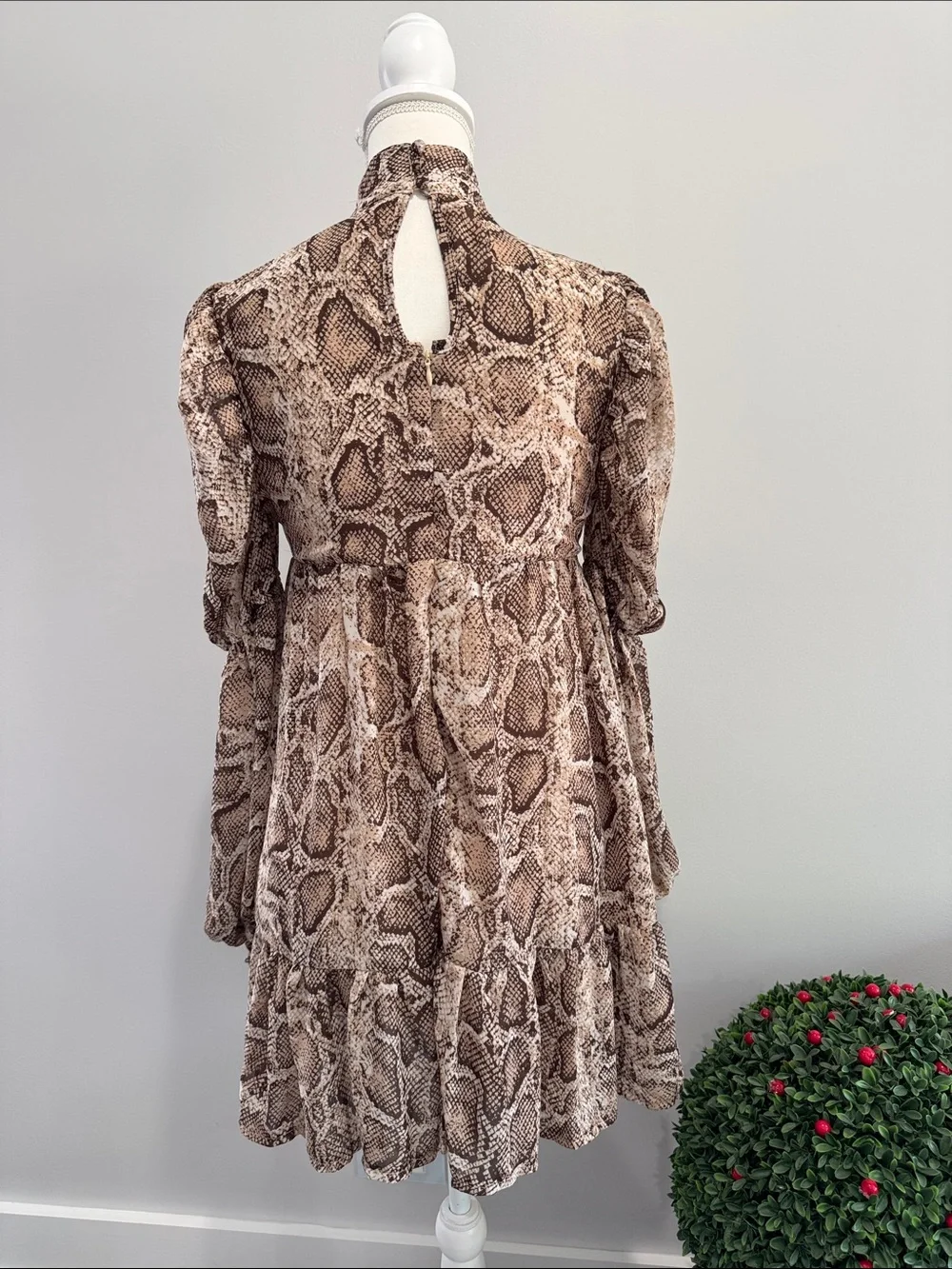 NWT Nasty Gal Snake Print Mini Dress in Brown Sz 4 - Picture 5 of 10